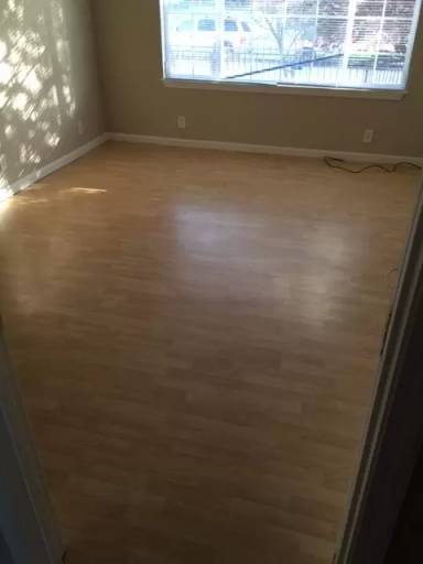 Main picture of 876-884 32nd St