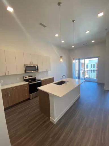 Main picture of 1183 Lamar St