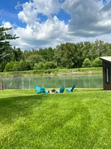 Main picture of 625 Leisure Dr