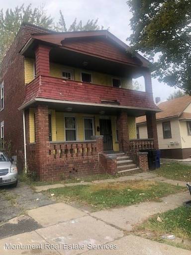 Main picture of 3026 E 125th St