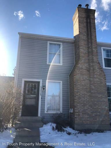 Main picture of 3131 S Estes St