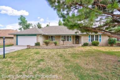 Main picture of 11120 NW 116th St