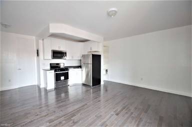 Main picture of 2120 Tiebout Ave