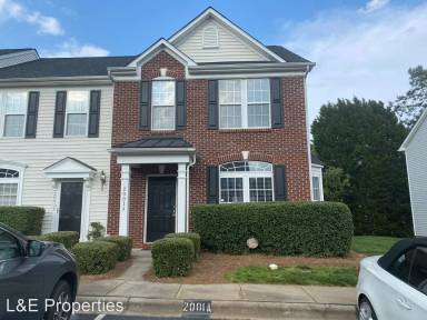 Main picture of 2001 Cramerton Village Dr