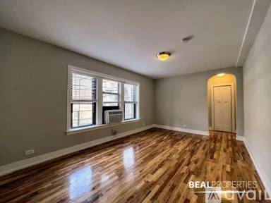 Main picture of 550 W Arlington Pl Apartments