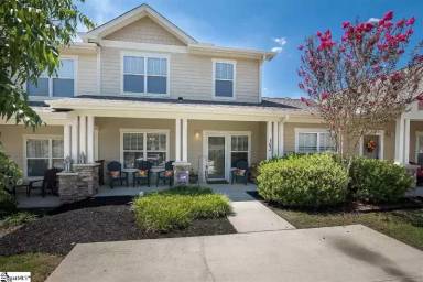 Main picture of 302 Shallow Dr