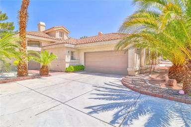 Main picture of 2528 Golden Sands Dr
