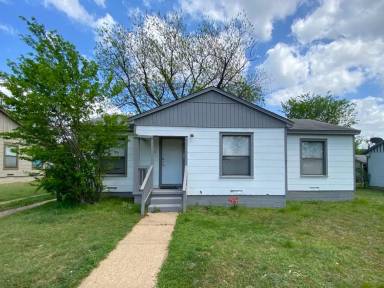 Main picture of 302 Carter St