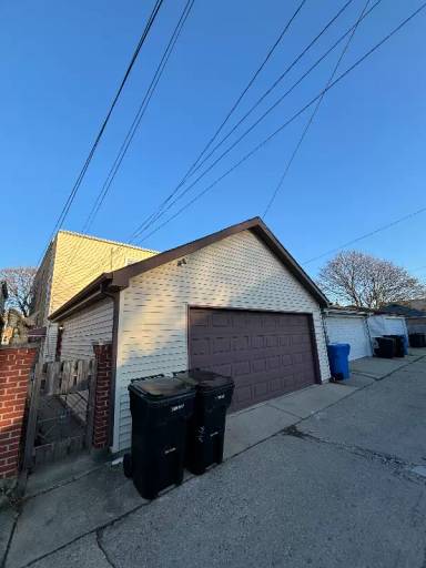 Main picture of 4938 N Menard Ave