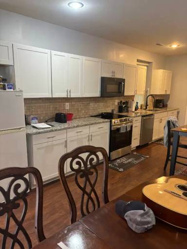 Main picture of 16 Pondsedge Ct