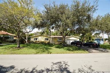 Main picture of SANDYS ESTATES