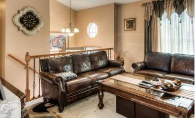 Main picture of 18716 U St