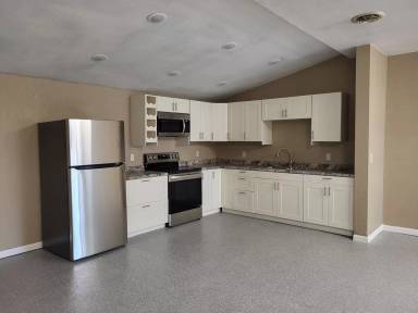 Main picture of 305 S Todds Ferry Rd