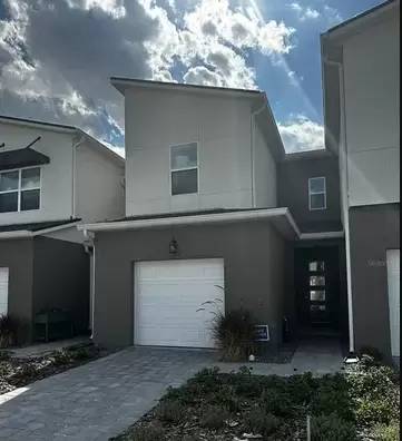 Main picture of 747 Spring Palms Loop