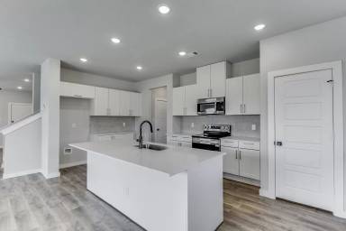 Main picture of 4218 Clovis Ct