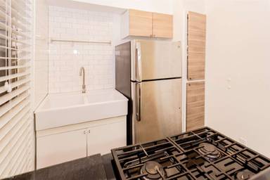 Main picture of 4111 Avenue A