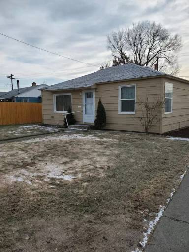 Main picture of 203 W Knolls Vista Dr