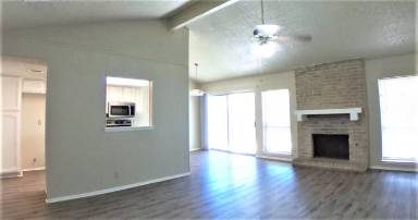 Main picture of 8623 Tamarisk St