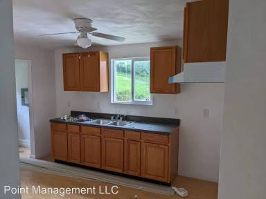 Main picture of 2122 Staunton Ave NW