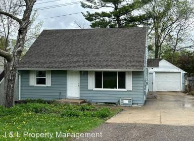 Main picture of 332 21st Ave SW