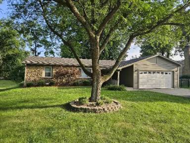 Main picture of 569 Meadow Dr