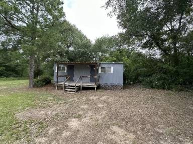 Main picture of 9758 Farris Loop
