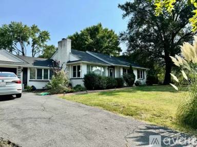 Main picture of 1208 Collingwood Rd