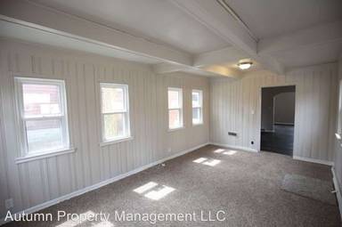 Main picture of 16586 Normandy St