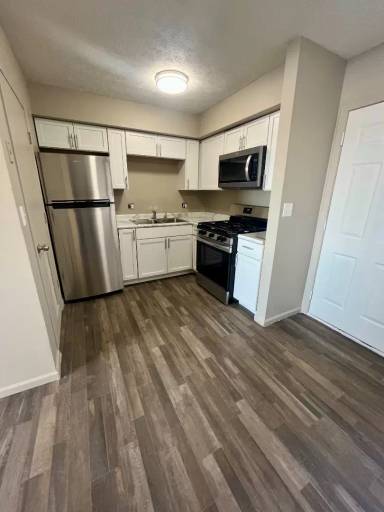 Main picture of 3209 Renner Dr