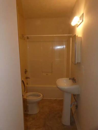 Main picture of 1639 Briarfield Rd