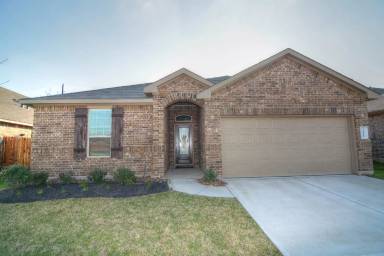 Main picture of 24315 Ravenna Landing Loop