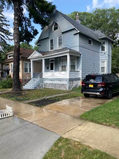 Main picture of 12131 S Normal Ave