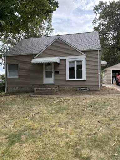 Main picture of 250 Edgerton Rd