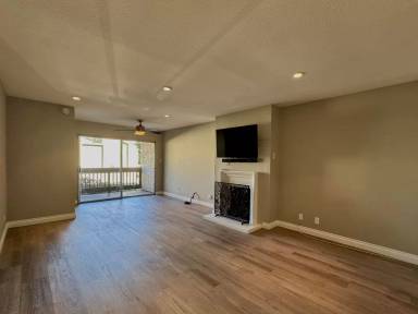 Main picture of 1211 Summertime Ln