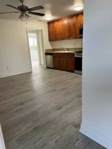 Main picture of 6107 Romaine St