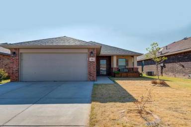 Main picture of 13612 Avenue U
