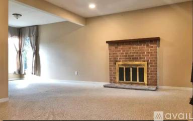 Main picture of 26 Windsor Cir