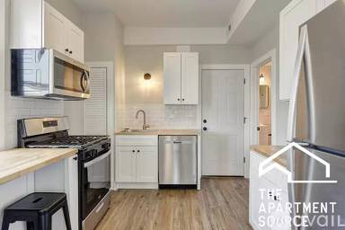 Main picture of 1628 W Ohio St