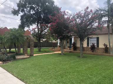 Main picture of 689 Overspin Dr