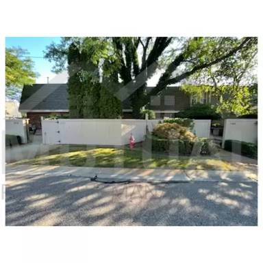 Main picture of 970 Stratford Ln