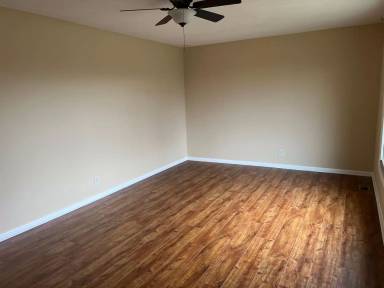 Main picture of 417 Gates Rd