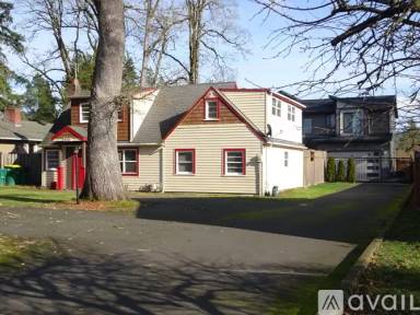 Main picture of 9300 SW 88th Ave