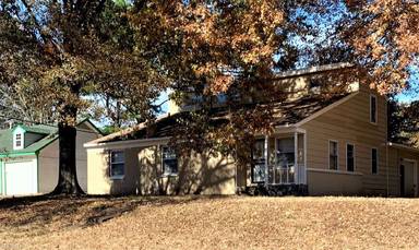 Main picture of 1366 Abernathy Rd