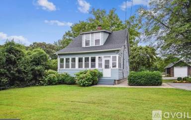 Main picture of 615 Ridgely Ave
