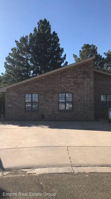 Main picture of 3021 Montgomery St