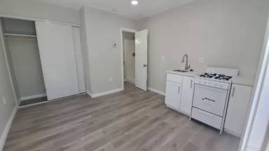 Main picture of 21629 Cottonwood Ave