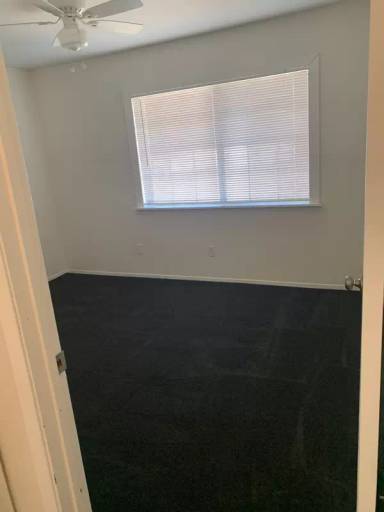 Main picture of 15275 Lime St