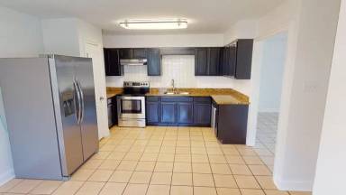 Main picture of 501 E Genie St