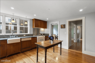 Main picture of 123 Otis St