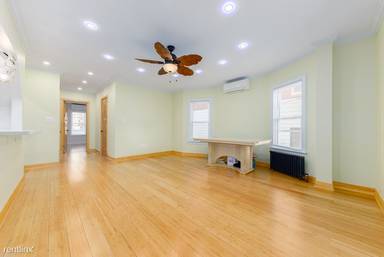Main picture of 423 E 4th St